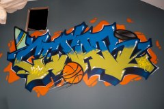 Décoration d'une chambre, réalisation d'un graffiti "CÉSAR"